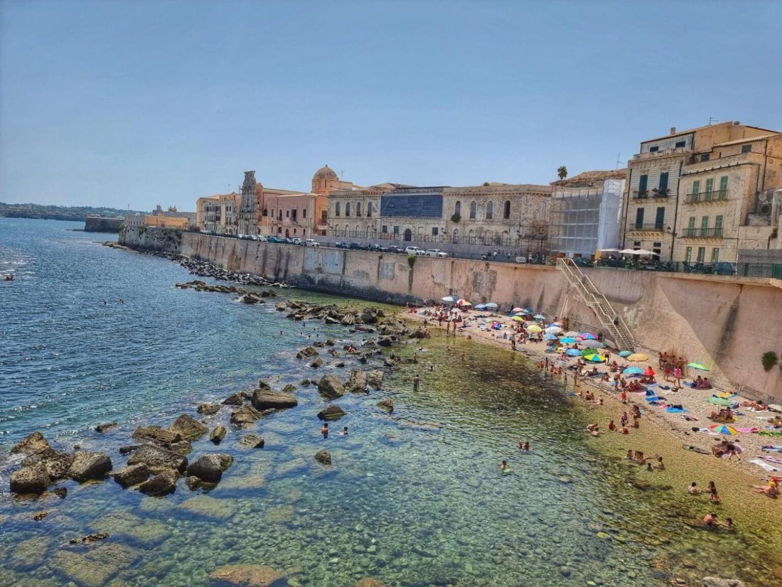 Home Isola Di Luce 锡拉库扎 外观 照片